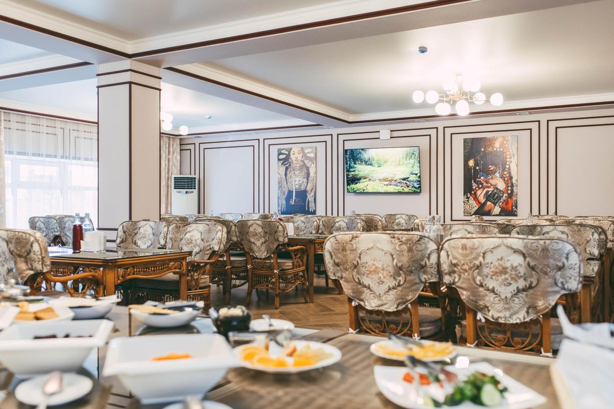 Dostyq Kokshetau Hotel Exterior foto
